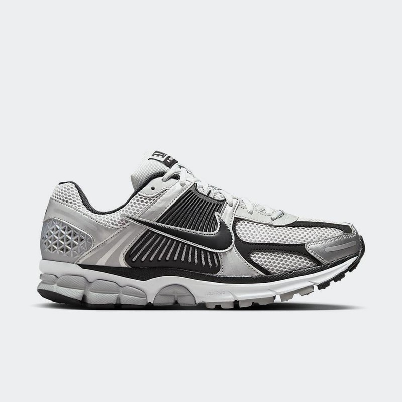 Nike Zoom Vomero 5 "Metallic Silver/Black" | FJ4151-004
