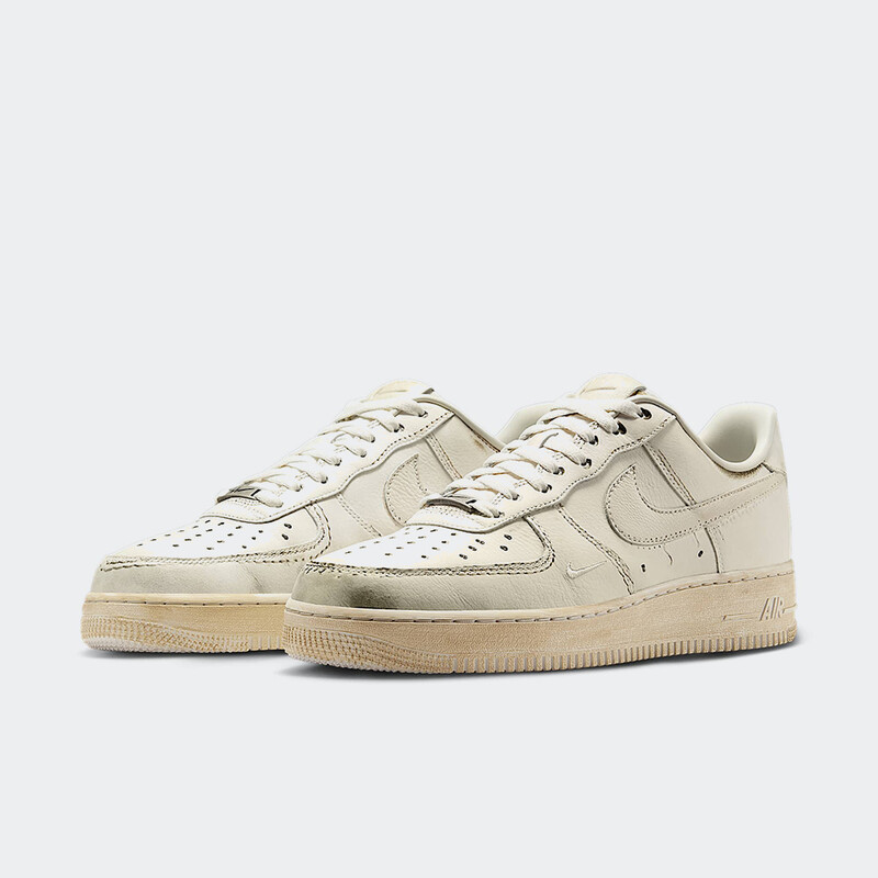 Nike Air Force 1 Low "Dirty Triple White" | HJ9346-100