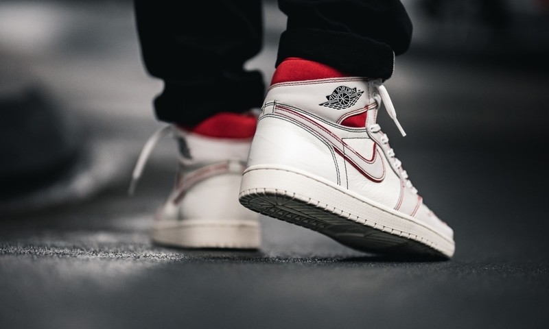 Air Jordan 1 High OG Sail/Red | 555088-160