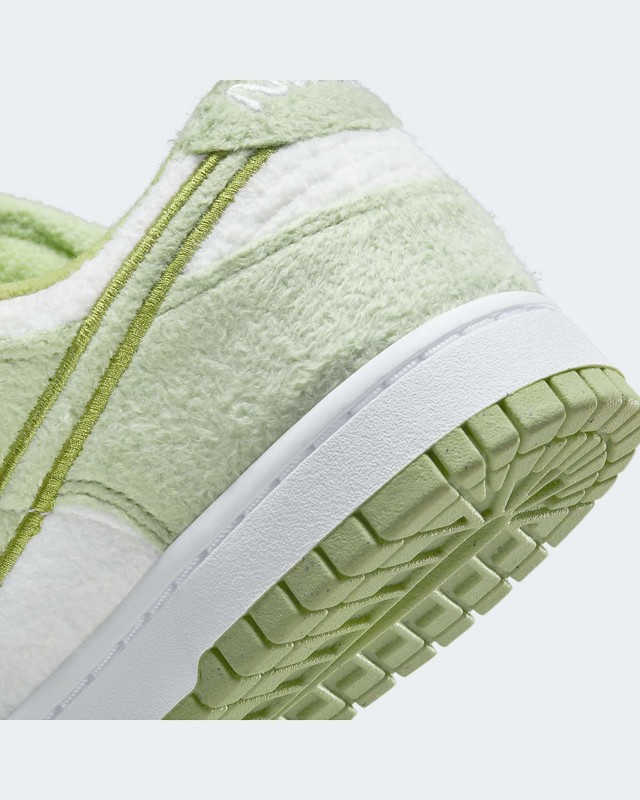 Nike Dunk Low Green Fleece | DQ7579-300