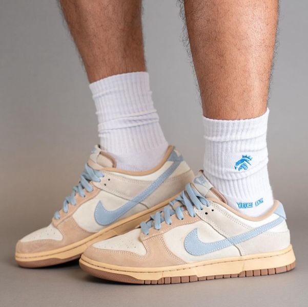 On-Feet Look Nike Dunk Low Sanddrift/Armory Blue