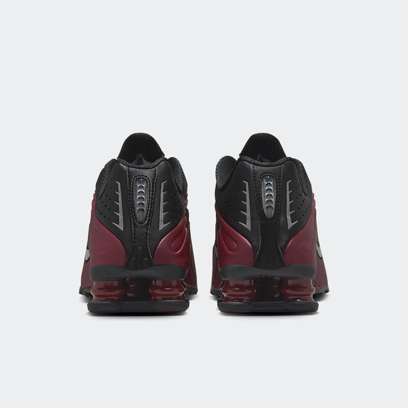 Nike Shox R4 "Team Red" | AR3565-009