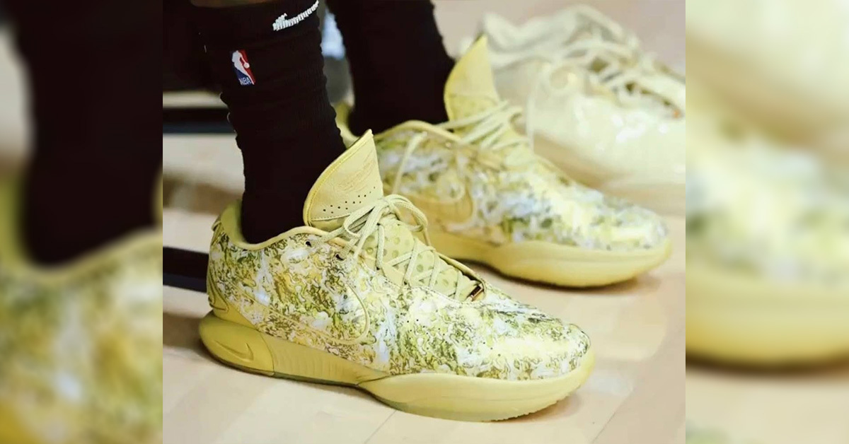LeBron James rockt gelbe Nike LeBron 21 beim Training LeBron James rockt gelbe Nike LeBron 21 beim Training