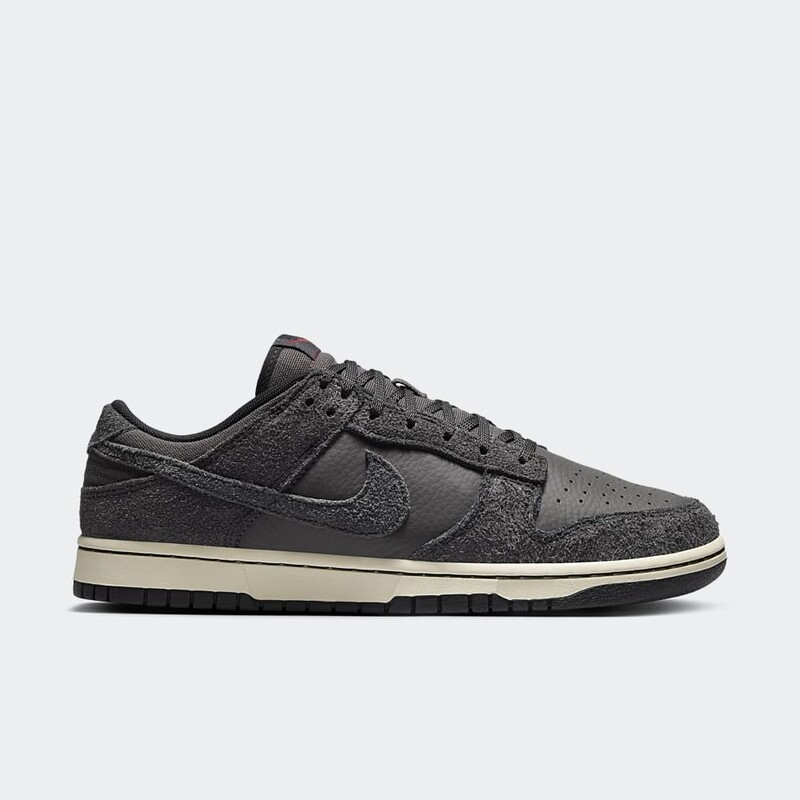 Nike Dunk Low PRM "Off Noir" | HF3145-001