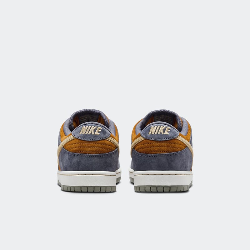 Nike SB Dunk Low "Light Carbon" | HF3063-002