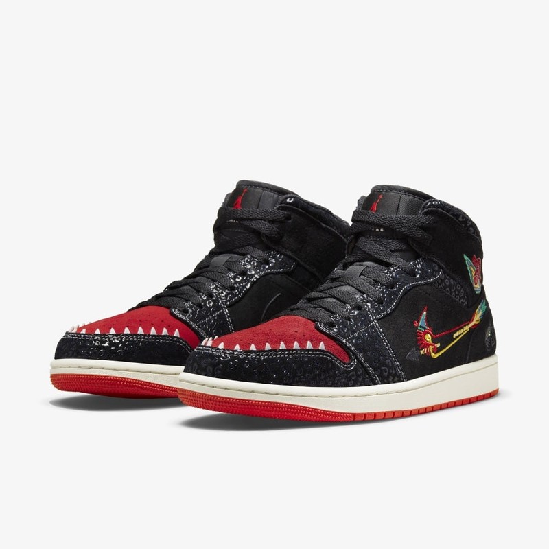 Air Jordan 1 Mid Siempre Familia | DN4904-001