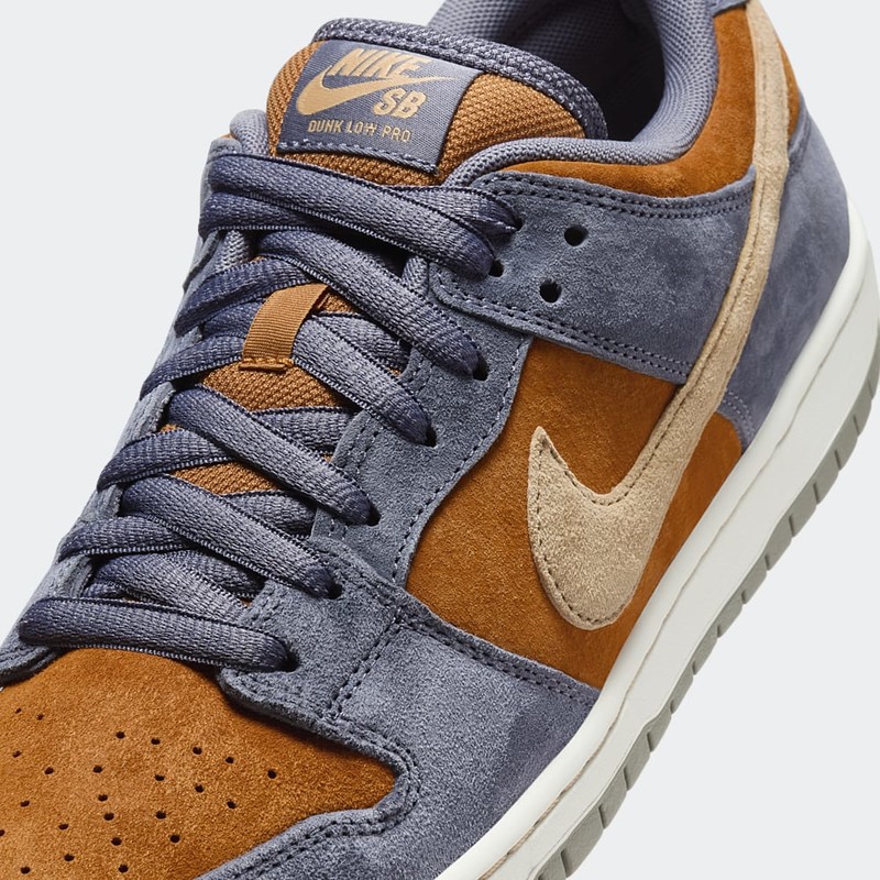 Nike SB Dunk Low "Light Carbon" | HF3063-002