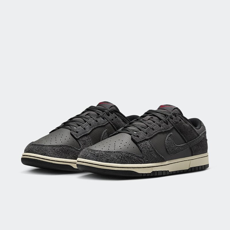 Nike Dunk Low PRM "Off Noir" | HF3145-001