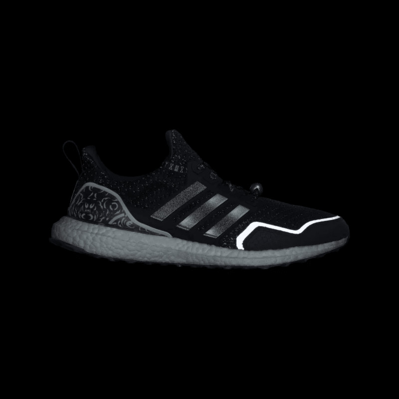 Marvel x adidas Ultra Boost DNA 5.0 Black Panther 2 | HR0518