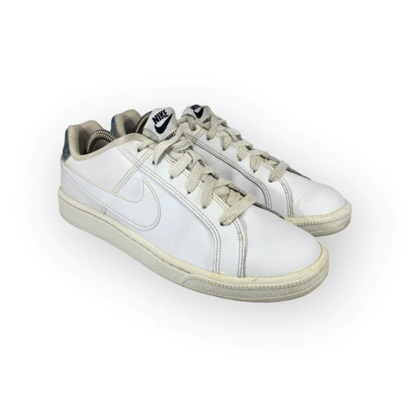 Nike Court Royale | 749867-109
