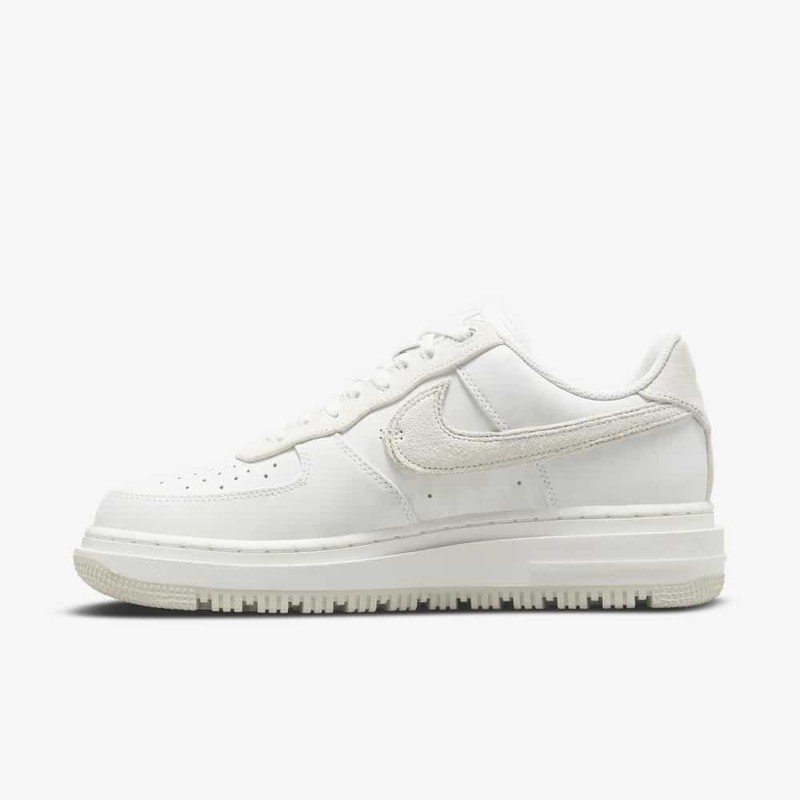 Nike Air Force 1 Luxe Summit White | DD9605-100