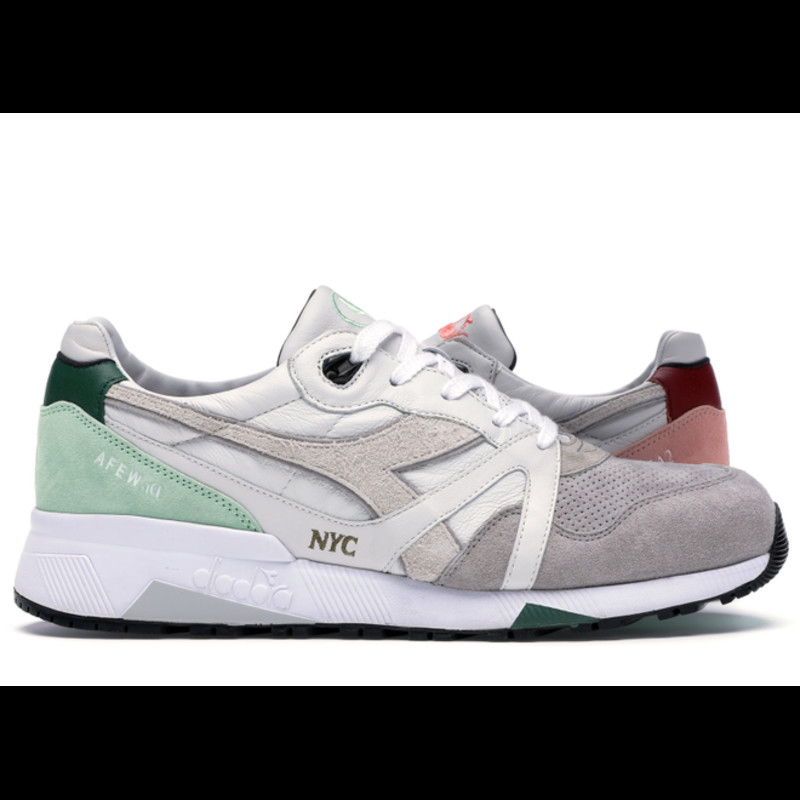 Diadora cheap shoes outlet