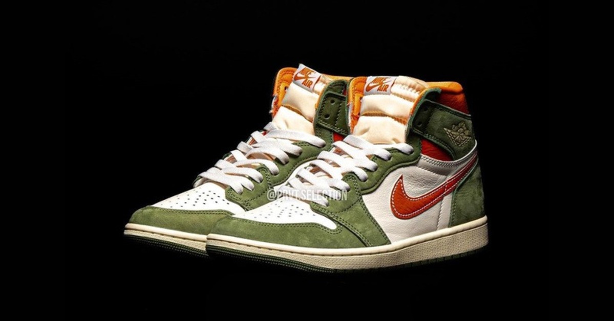 An Air Jordan 1 High OG "Celadon" Has Been Revealed