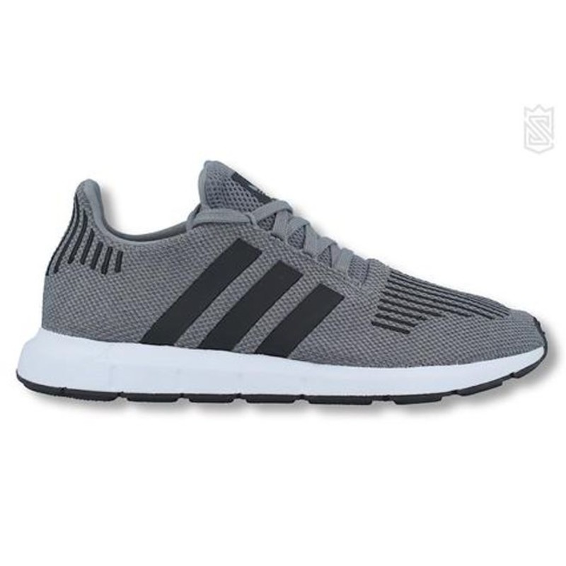 Adidas originals swift best sale run cq2115