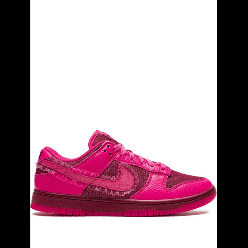NIKE "Dunk Low ""Valentine's Day"" | DQ9324