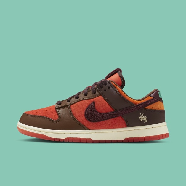 Jetzt ist der Nike Dunk Low „Year of the Rabbit“ auch in Orange/Braun verfügbar