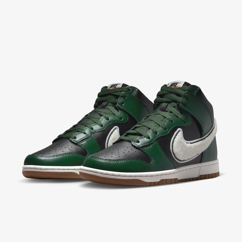 Nike Dunk High Chenille Swoosh Green | DR8805-001