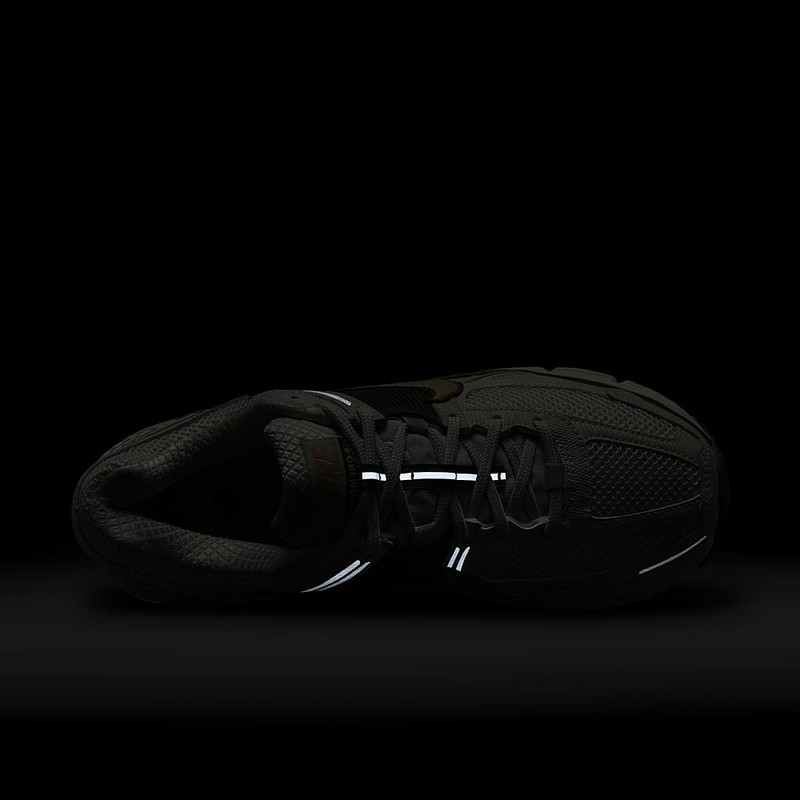 Nike Zoom Vomero 5 "Light Bone" | HM9657-001