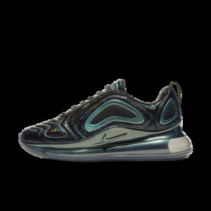 Nike air max 720 hotsell black with blue tick