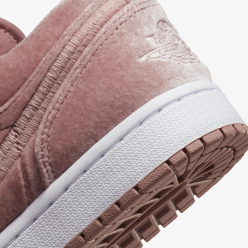 Air Jordan 1 Low Pink Velvet | DQ8396-600