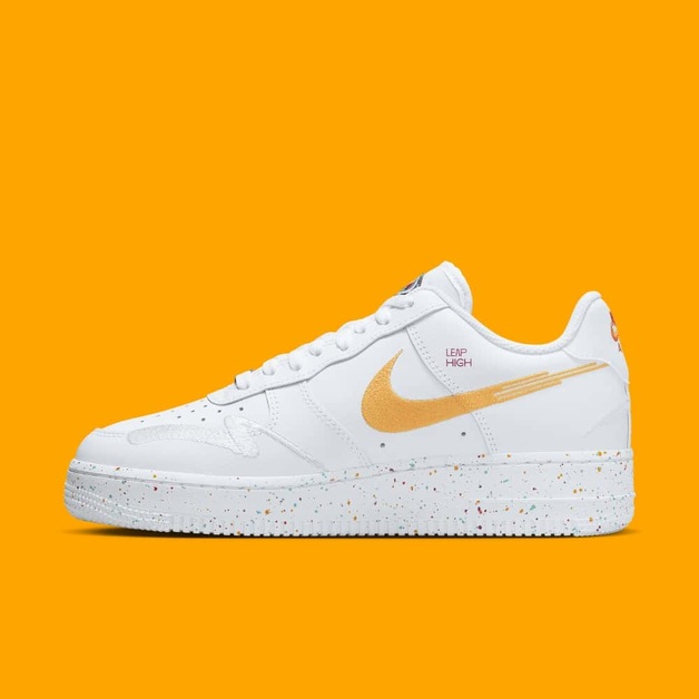 Der Nike Air Force 1 "Leap High" animiert euch hoch zu springen