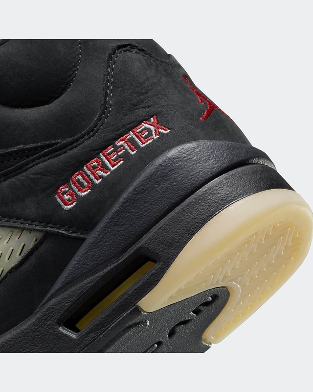 Air Jordan 5 Gore-Tex Off Noir DR0092-001 Release Date