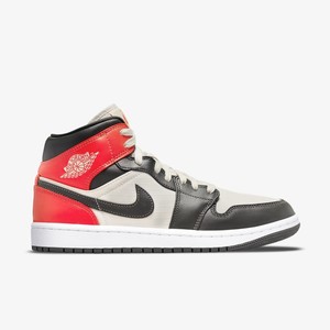 Air Jordan 1 Mid Newsprint | DQ6078-100