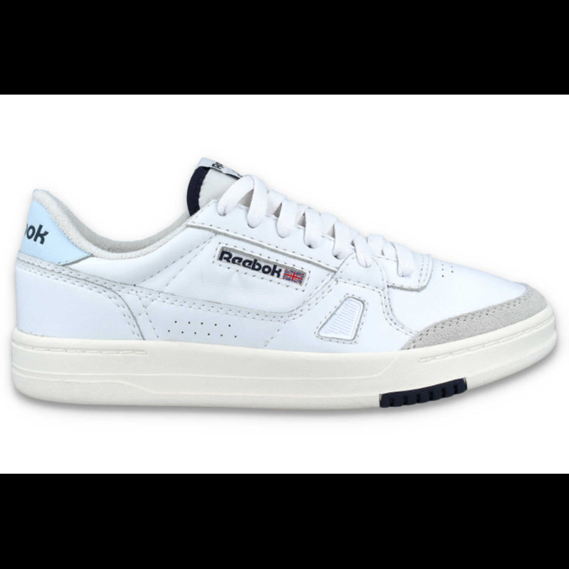 100033714 Reebok LT Court Cheap Cdsprovidencia Air Jordans Outlet sales online Detail shot of the Globetrotters Reebok kicks