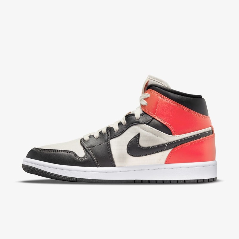 Air Jordan 1 Mid Newsprint | DQ6078-100