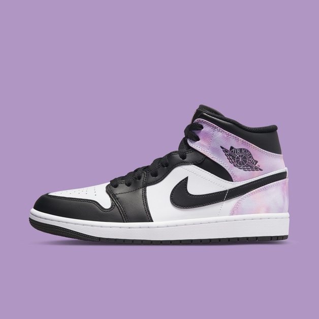 Ein auffälliger „Tie Dye“ Print trifft den Air Jordan 1 Mid