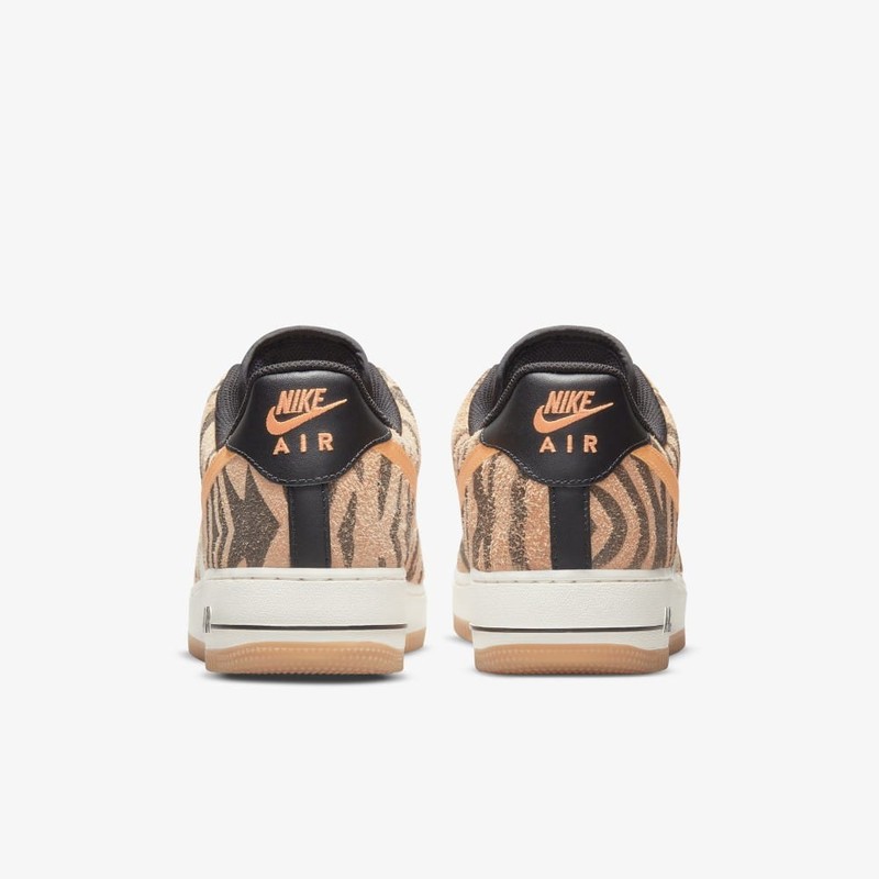 Nike Air Force 1 Animal | DJ6192-100