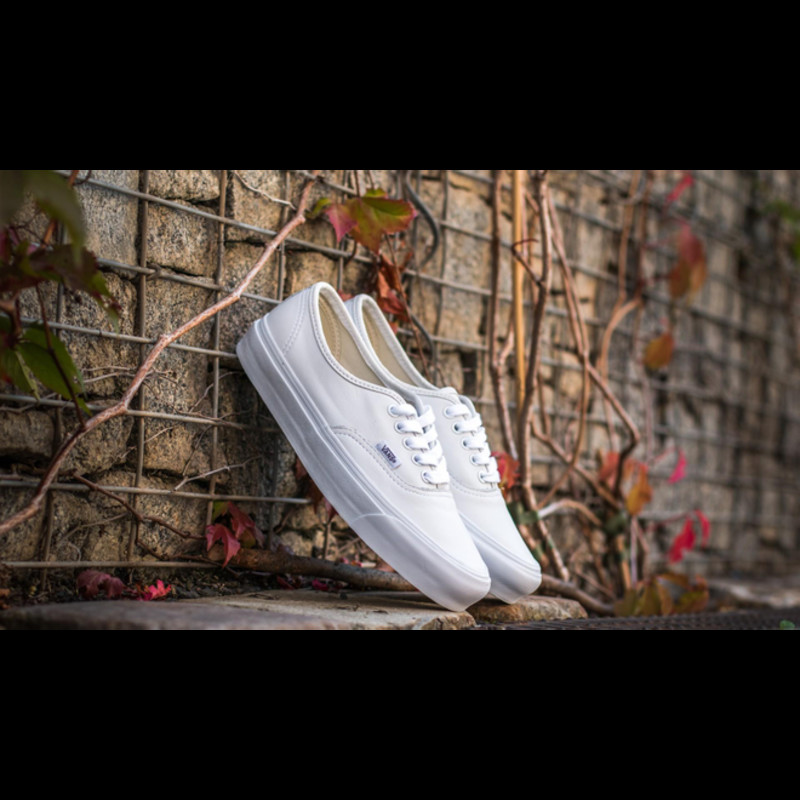 Vans OG Authentic LX VL VLT White | VN000UDD1NT