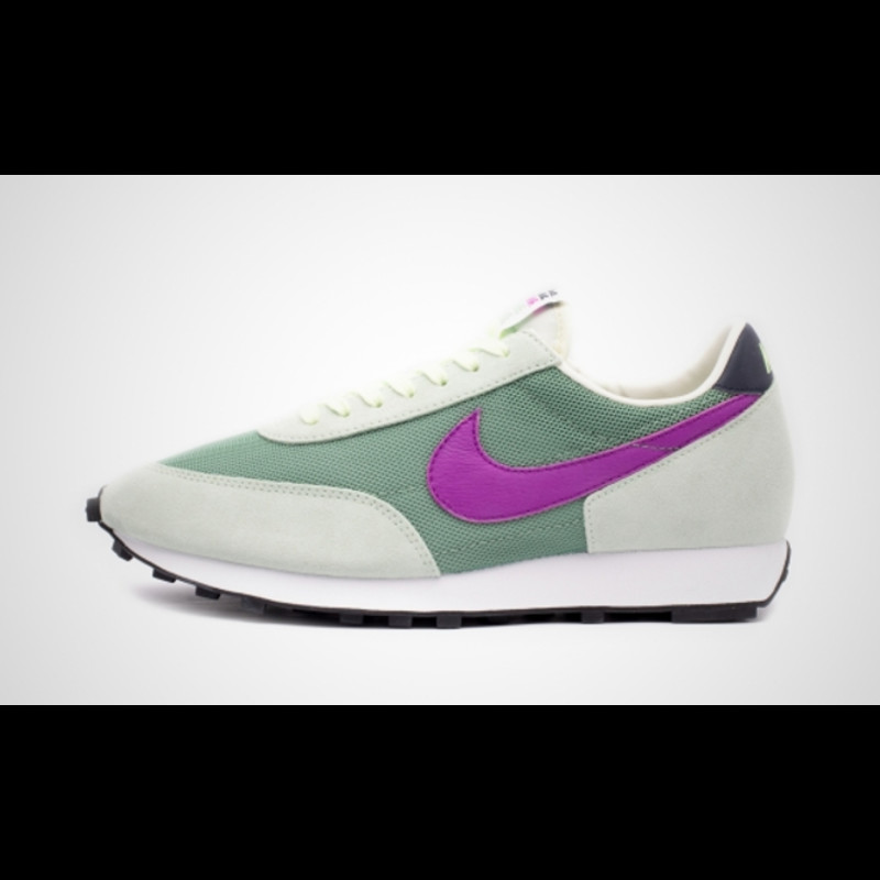 Nike daybreak 2025 silver pine