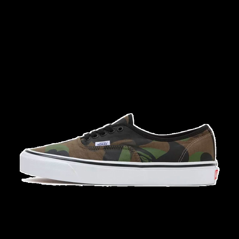 Vans authentic hot sale camouflage