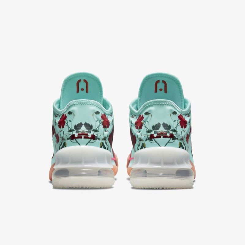 Nike Lebron 18 Low Floral | CV7562-400