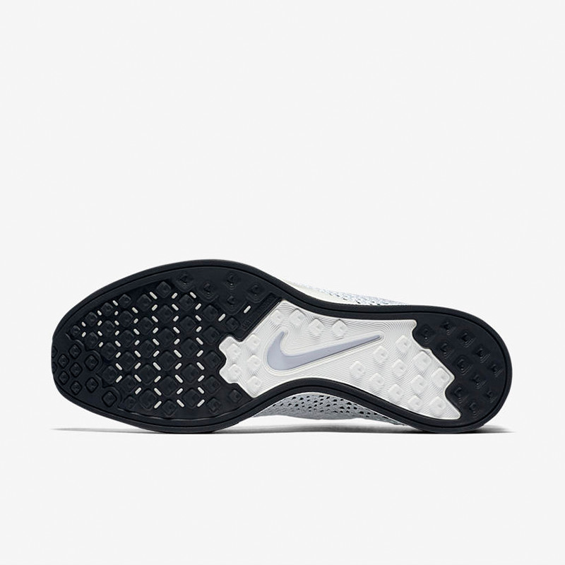 Nike Flyknit Racer Triple White | 526628-100