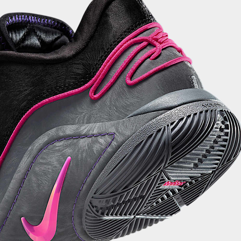 Nike LeBron 22 "Tunnel Vision" | FZ1094-001