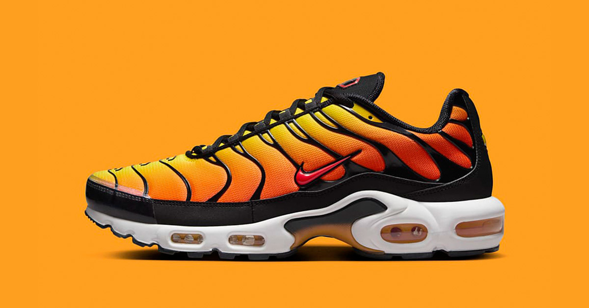 Official images of the Nike Air Max Plus "Sunset" (2024)