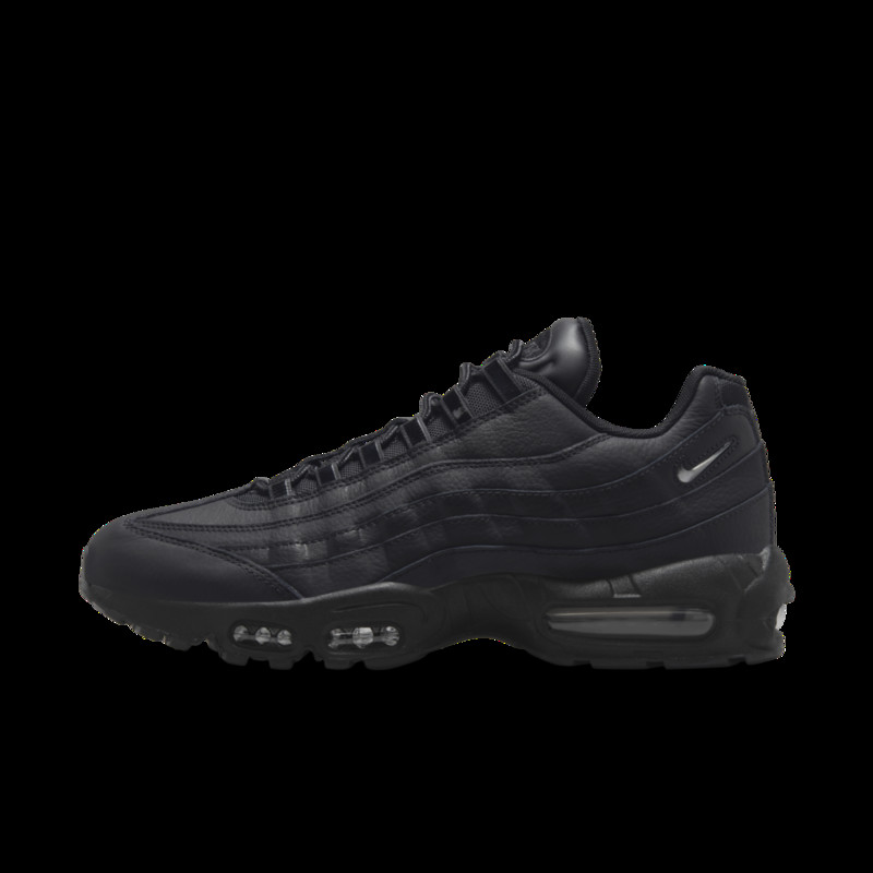 Triple clearance black 95s