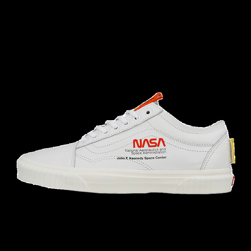 Vans old 2025 skool white nasa