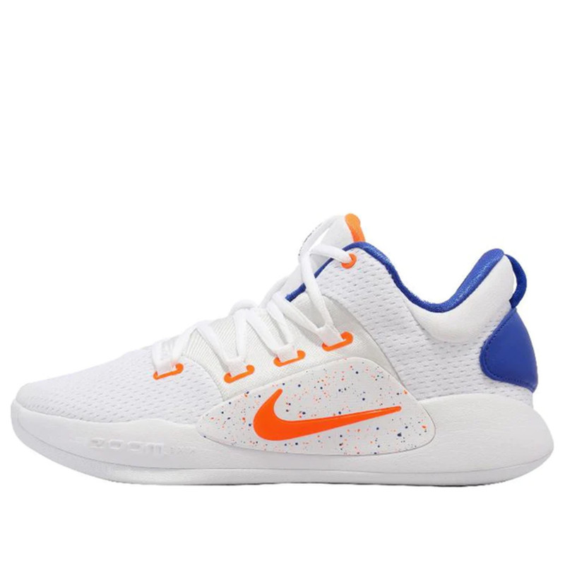 Nike hyperdunk hotsell 2018 low white