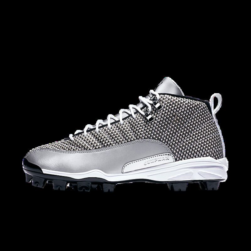 Retro 12 hot sale baseball cleats