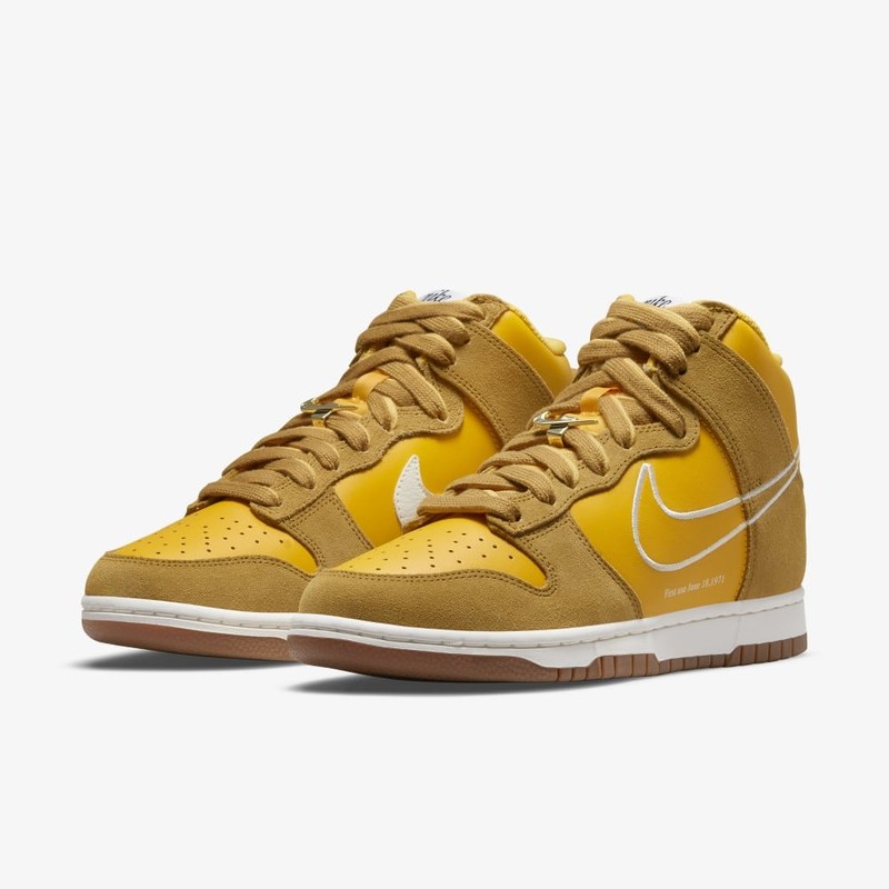 Nike Dunk High First Use University Gold | DH6758-700