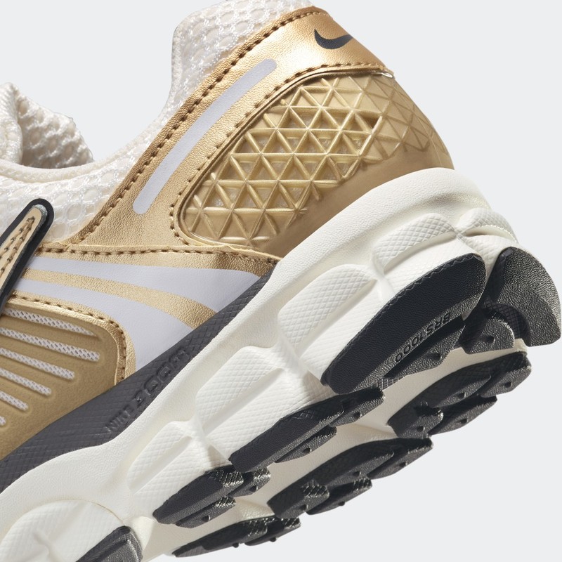 Nike Zoom Vomero 5 "Metallic Gold" | HF7723-001